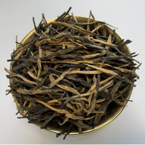 Юньнаньский черный чай с большими золотыми иглами - 100 г. Photo 2